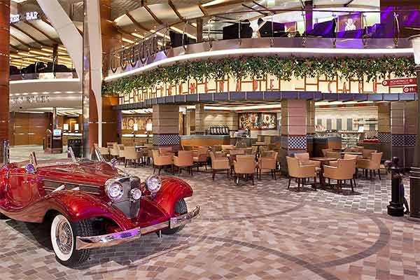 Freedom of the Seas - Cafe Promenade