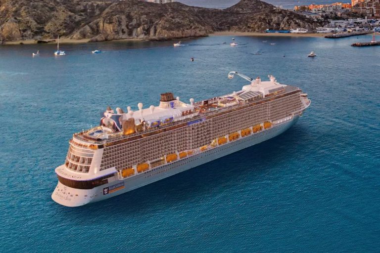 האנייה Ovation of the Seas